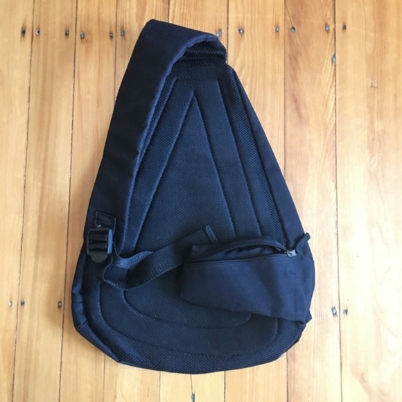 RARE NEW Curious George/PBSKids Crossbody Backpack - Picture 5 of 5